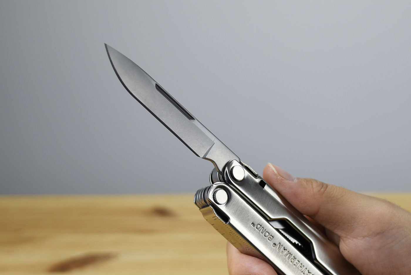 Leatherman Bond Multitool (Stainless Steel Handle)