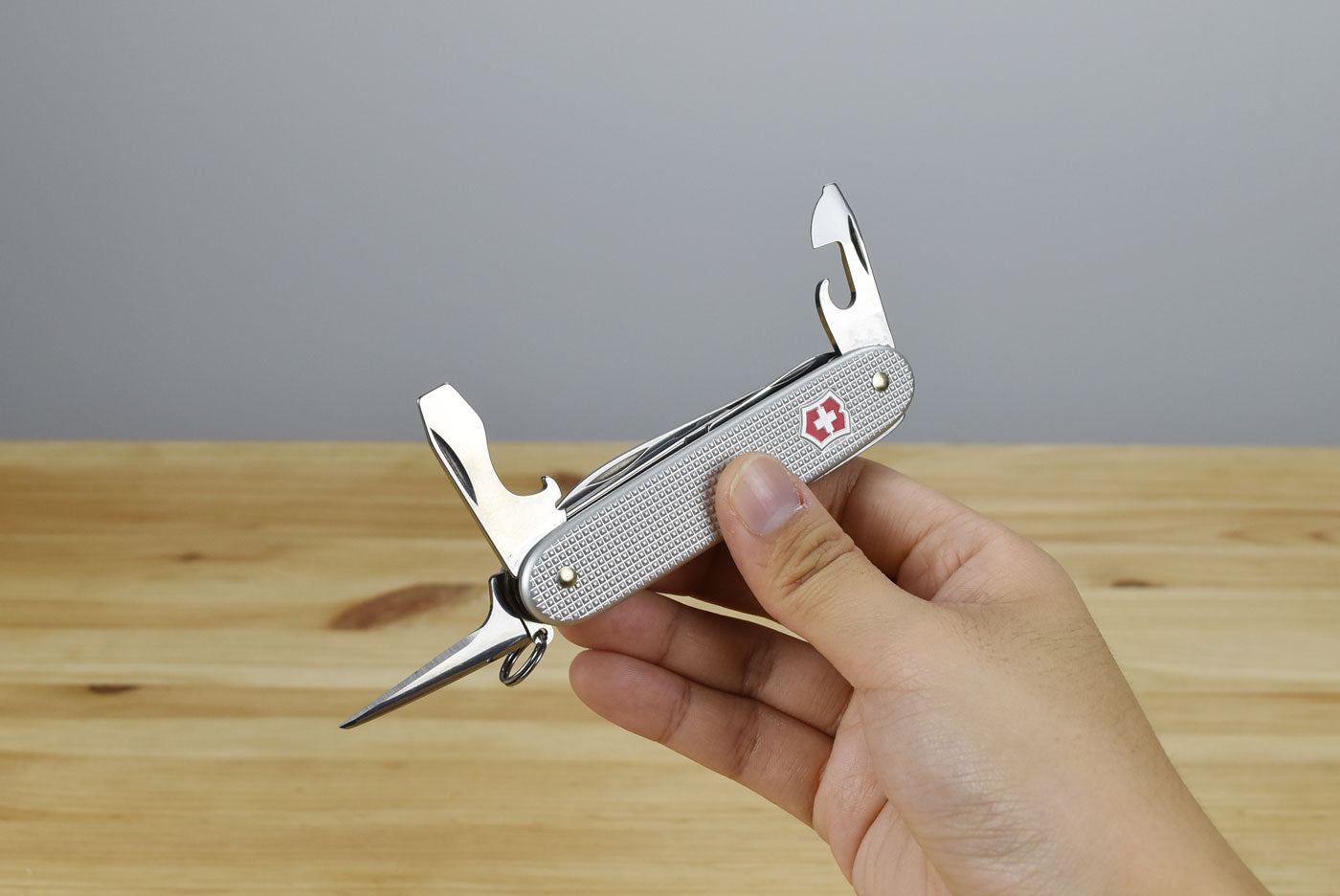 Victorinox Pioneer X Multitool Pocket Knife 0.8231.26 (Alox Silver)