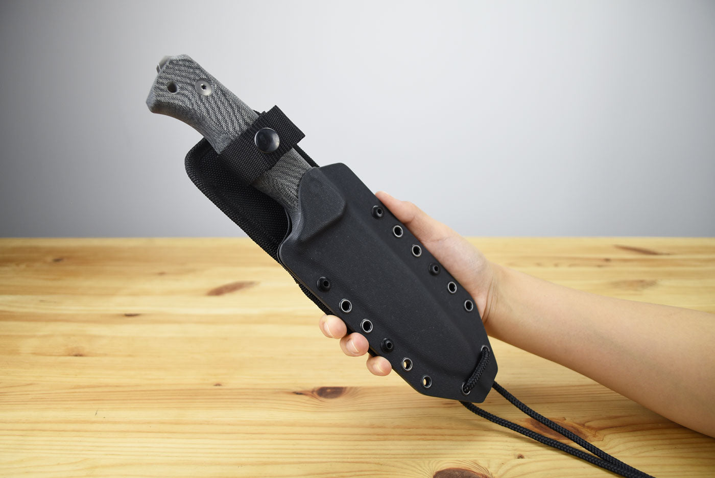 LionSteel T6 (Black Micarta Handle)