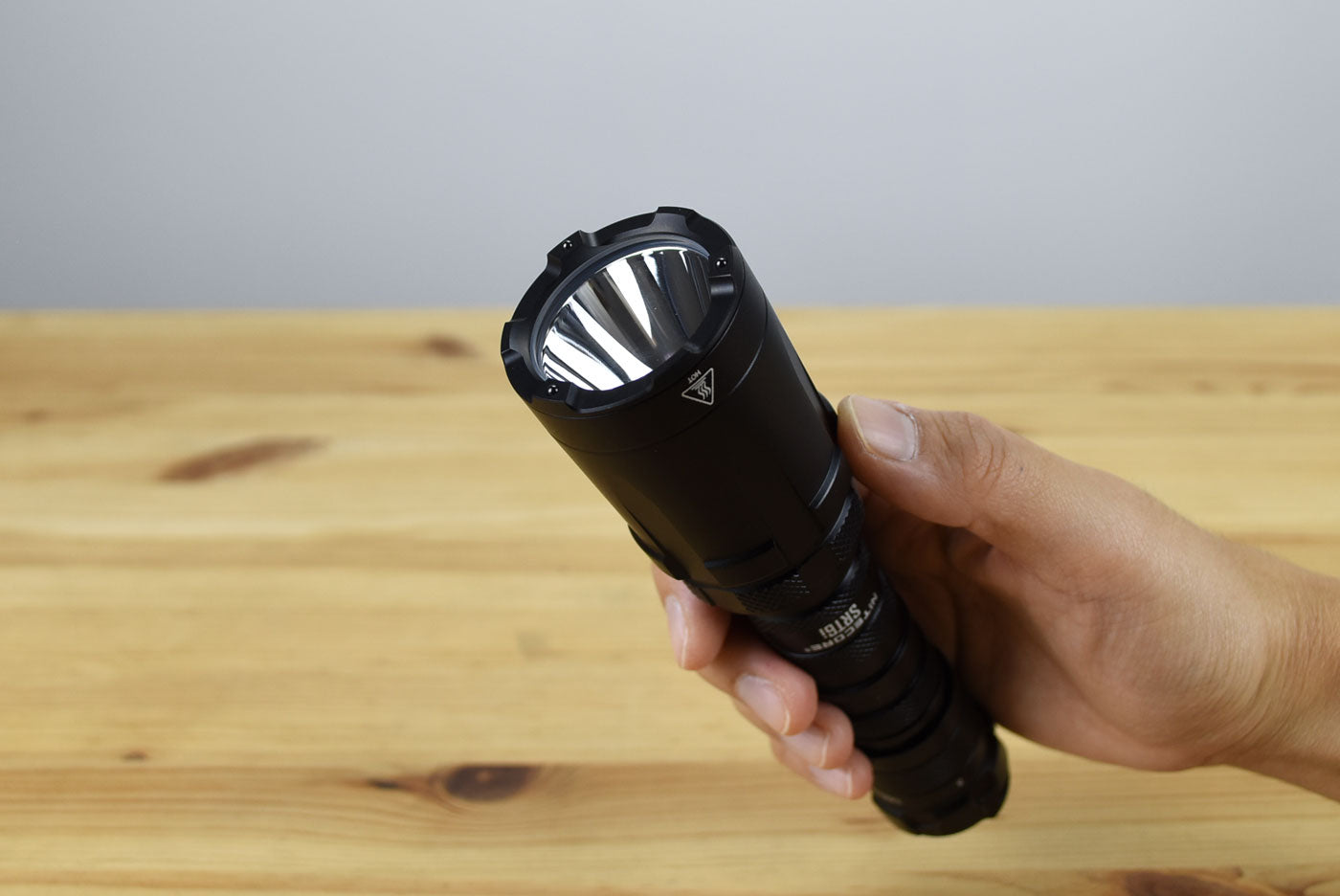 Nitecore SRT6i LED Rechargeable Flashlight (2100 Lumens)