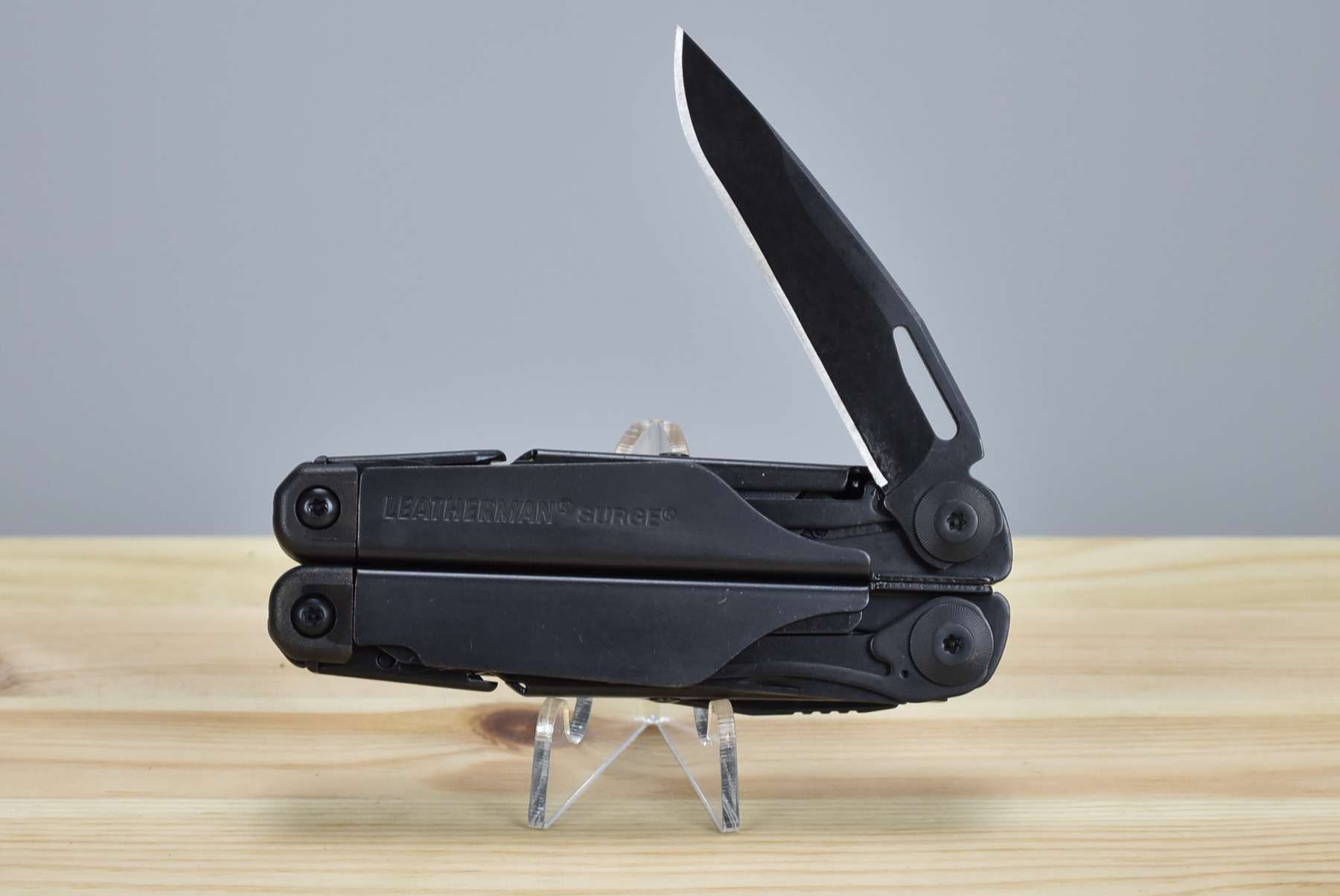 Leatherman Surge (2 Versions) - Thomas Tools