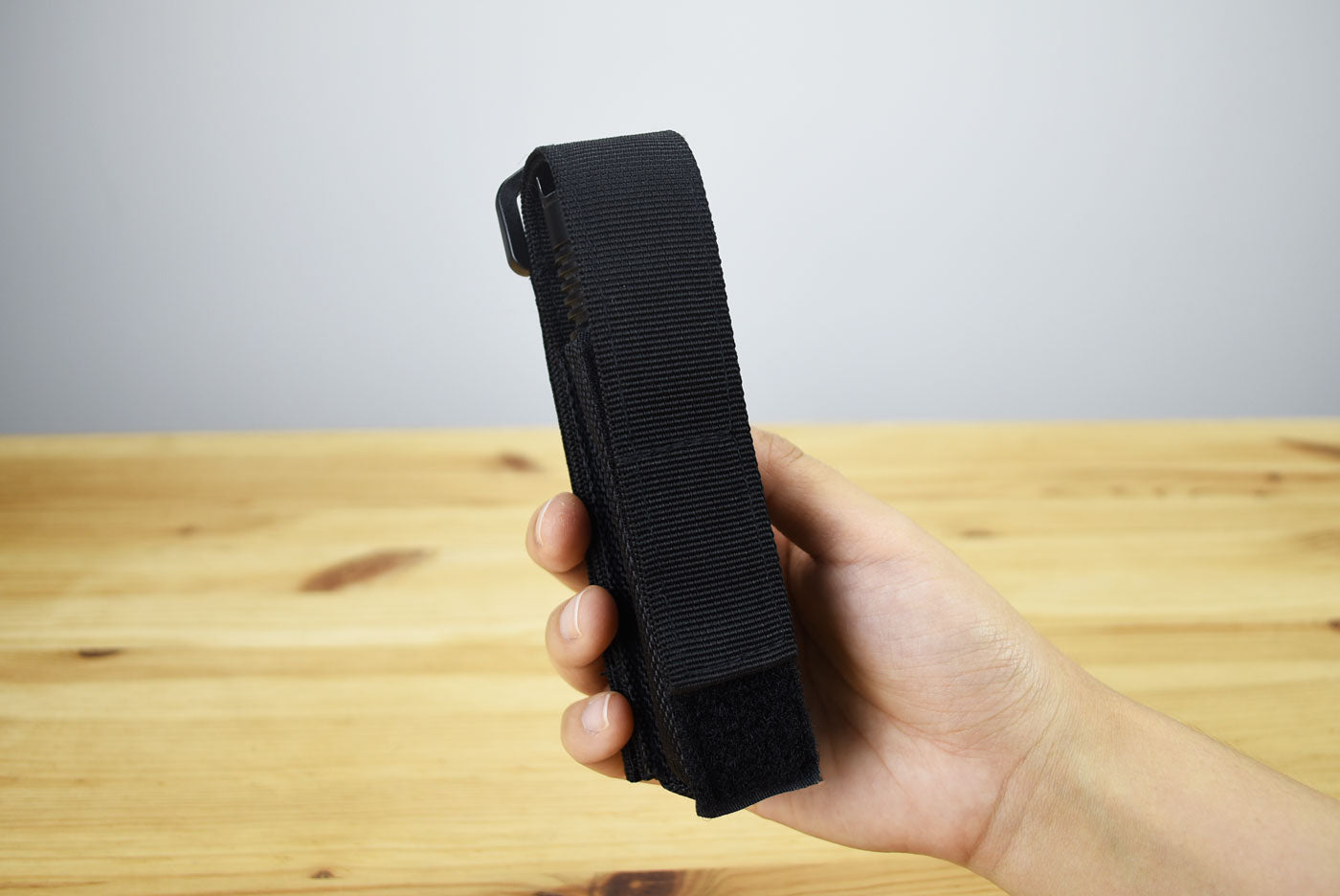 Nitecore Accessory Flashlight Holster with Belt Loop (1x Med 18650 or 2x AA Flashlight)