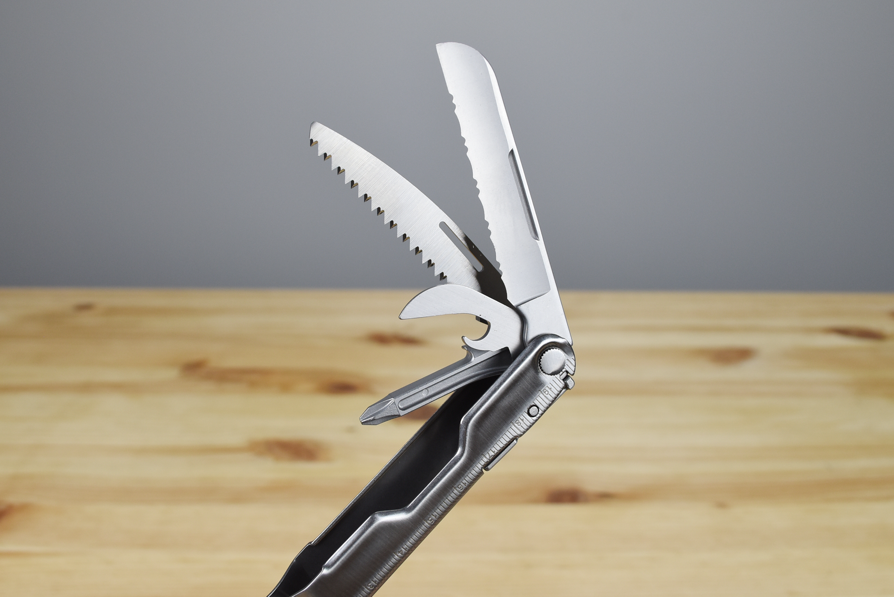 Leatherman Rebar Multitool (Stainless Steel Handle)