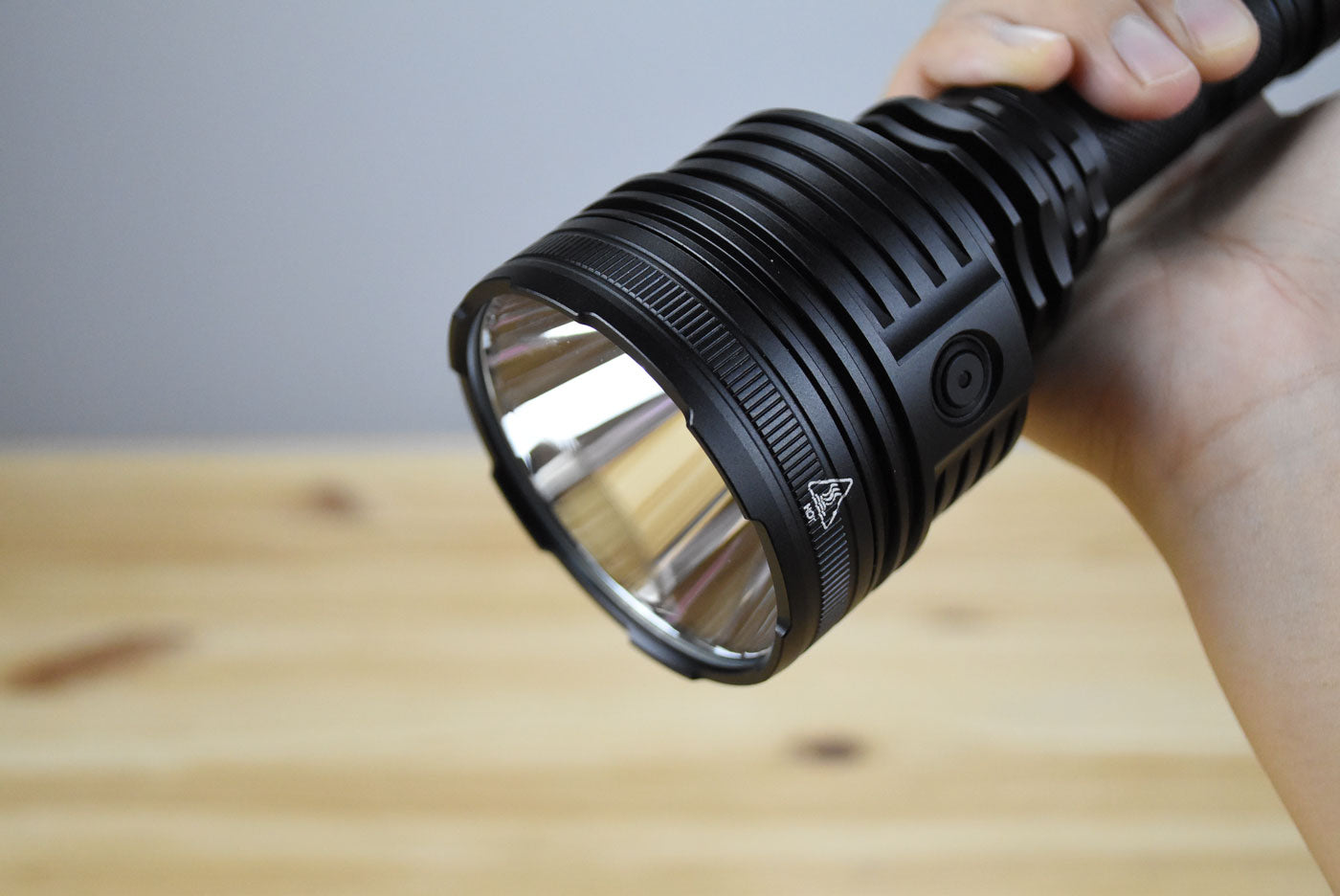 Nitecore P30i Rechargeable LED Flashlight (2000 Lumens)