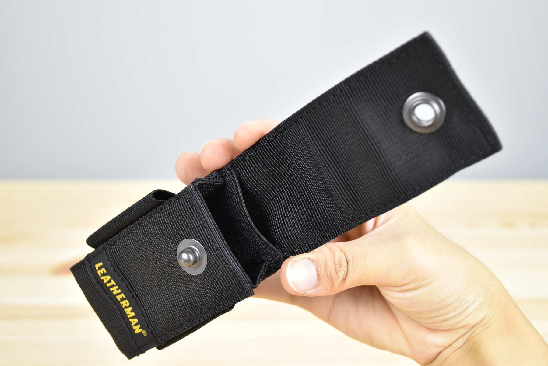 Leatherman Accessory Nylon Sheath w/Pocket (Medium) - Thomas Tools