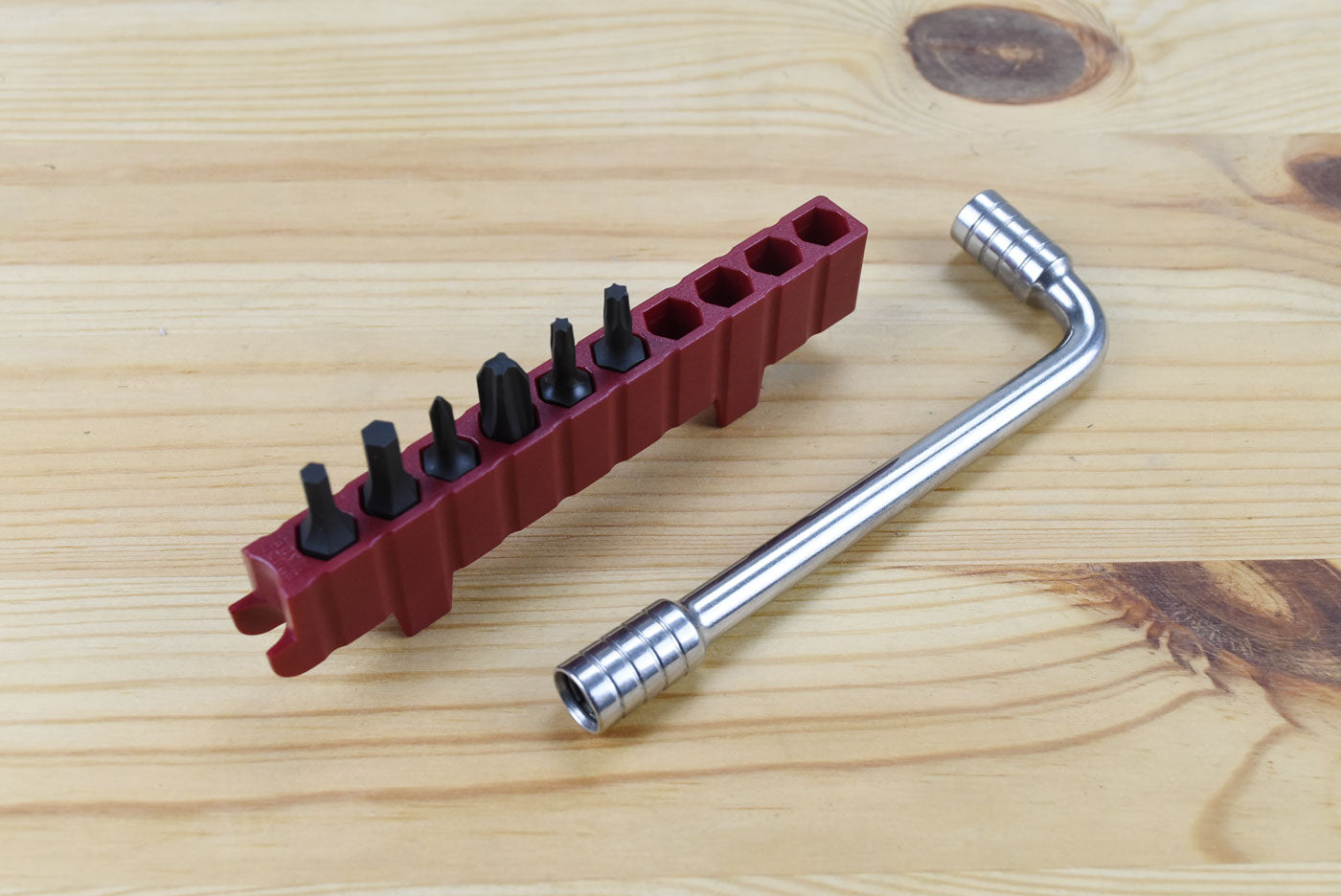 Victorinox Accessory Bit Wrench Bit Case and 6 Bits 3.0303