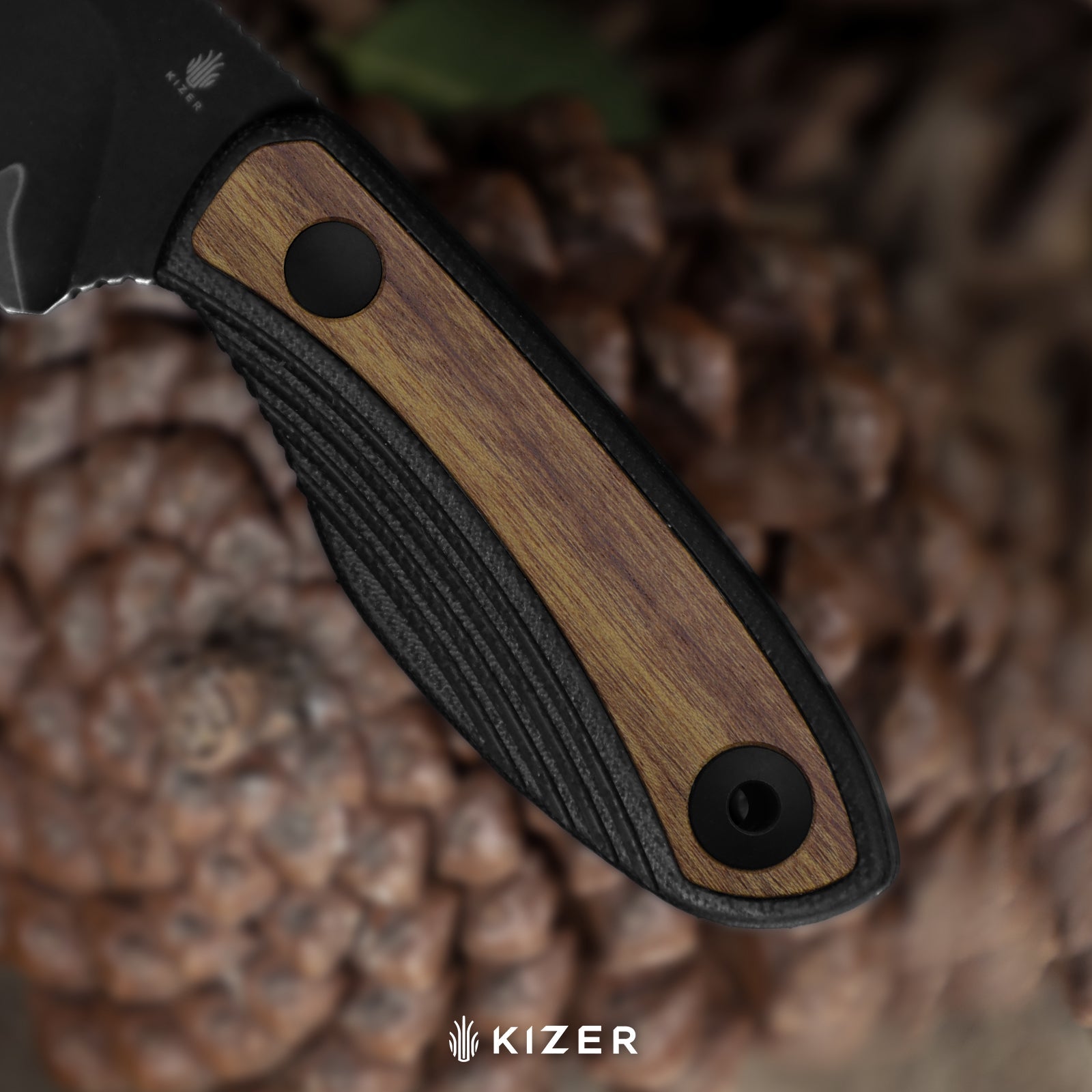 Kizer 1134A1 Finch outdoor use lifestyle