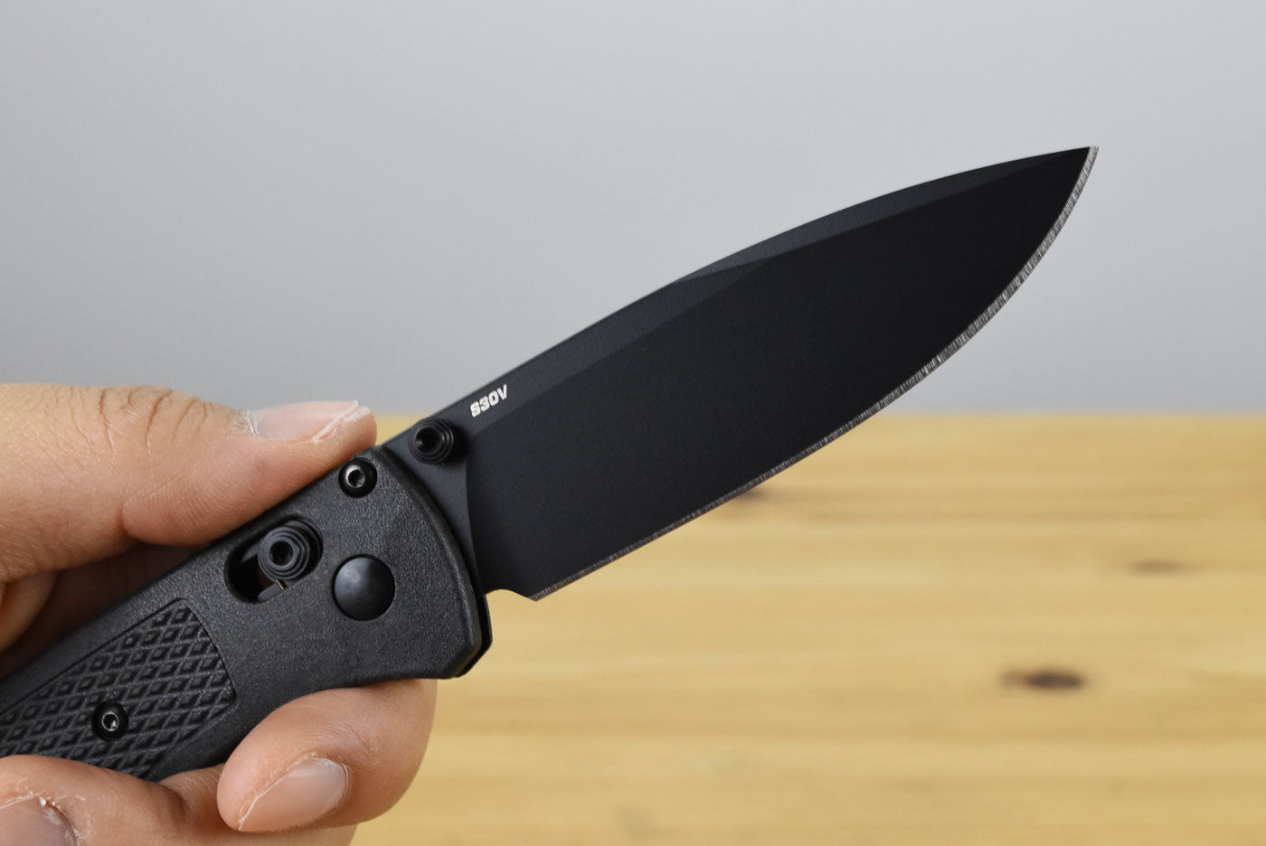 Benchmade 535BK-2 Bugout Folding Knife (Graphite Black CF-Elite® Handle)