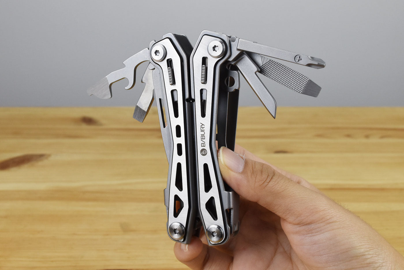 Bibury Plier Multitool (17-in-1)