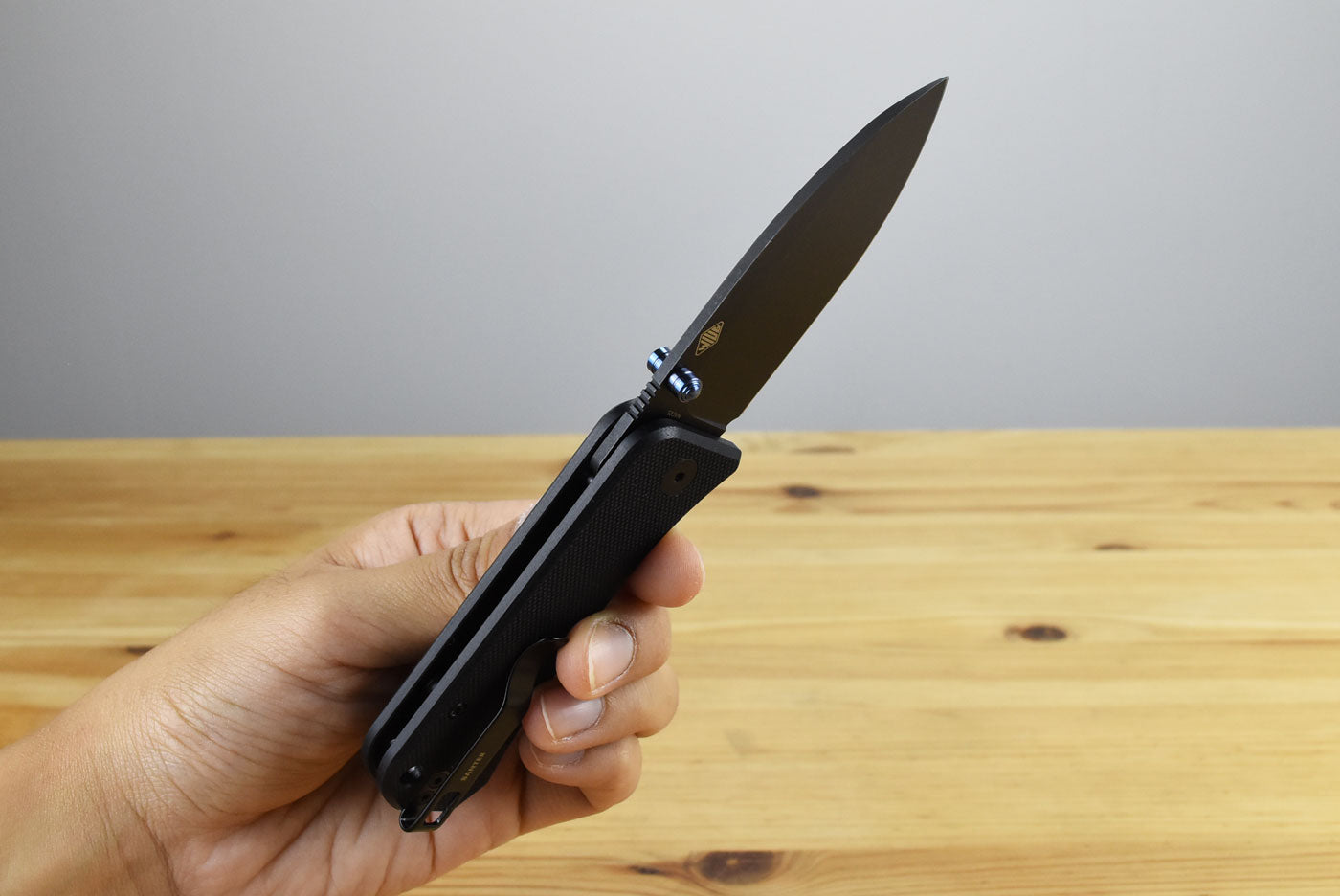 WE KNIFE 2004B Banter (Black G10 Handle)
