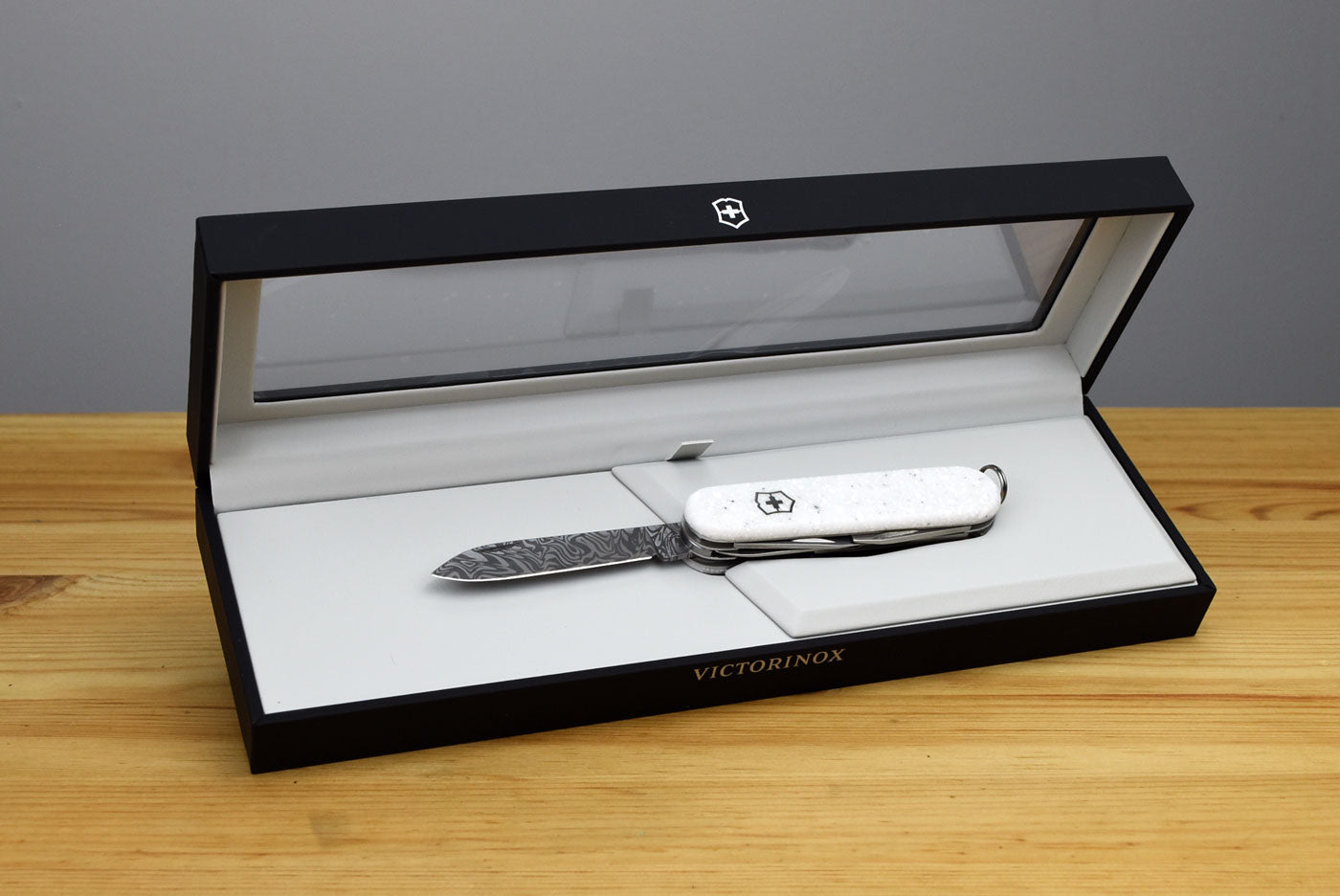 Victorinox Special Companion Damast Multitool Pocket Knife 1.3901.J25 (2025 Limited Edition)