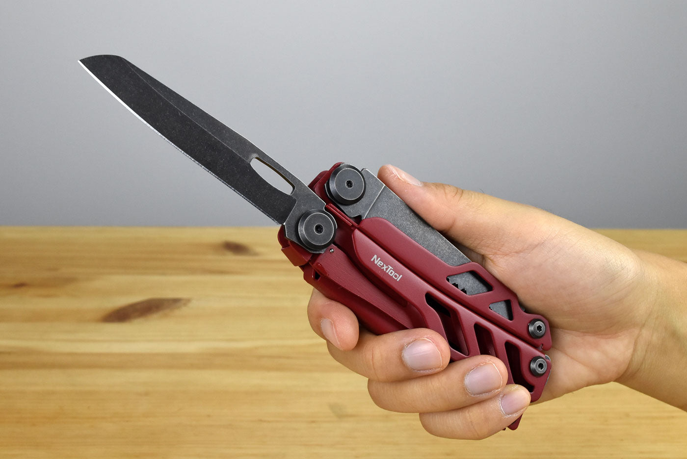 NexTool NE20279 16-In-1 Flagship Pro Multitool (Red)