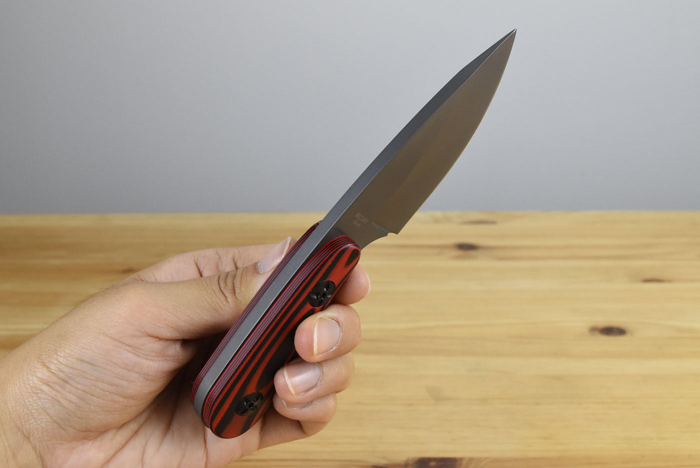 Rough Ryder 2163 Fixed Blade (Black and Red G10)