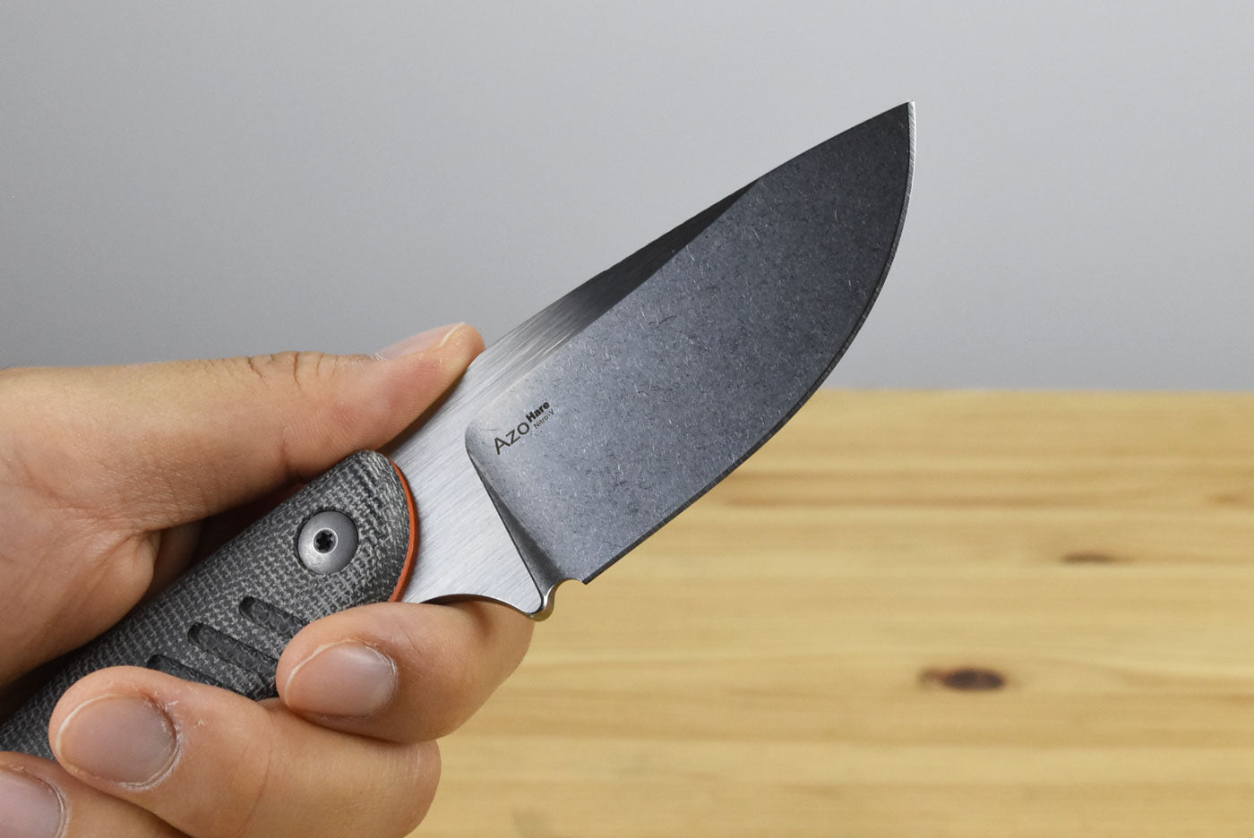 Kizer 1077A2 Hare Nitro-V