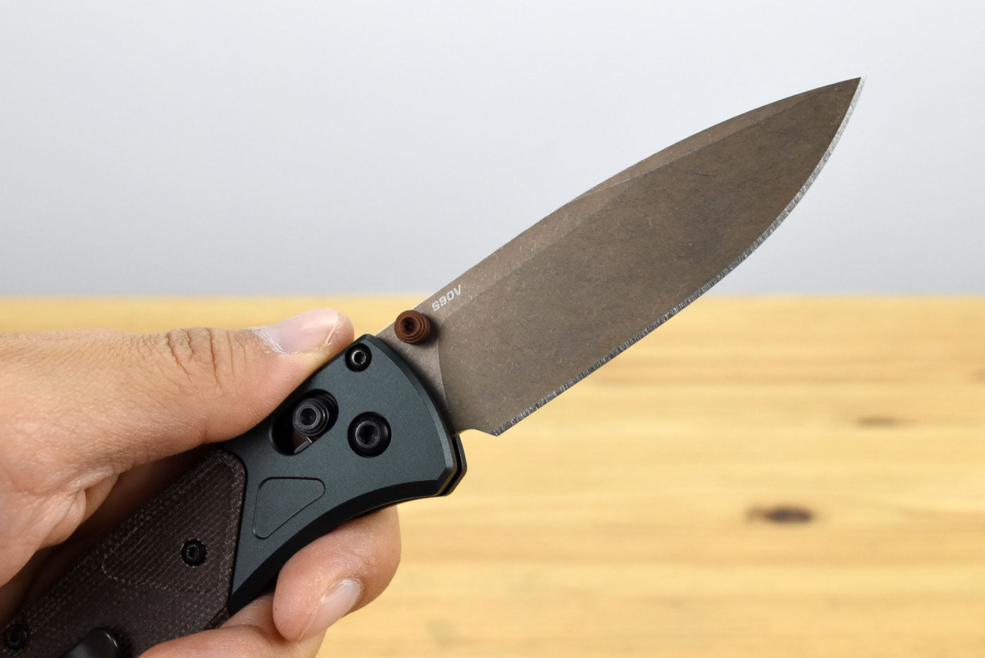 Benchmade 535FE-2602 Bugout Folding Knife (S90V)