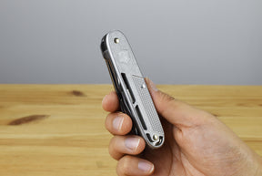 Victorinox Synergy X Alox Multitool Pocket Knife 0.8226.26 (Silver)