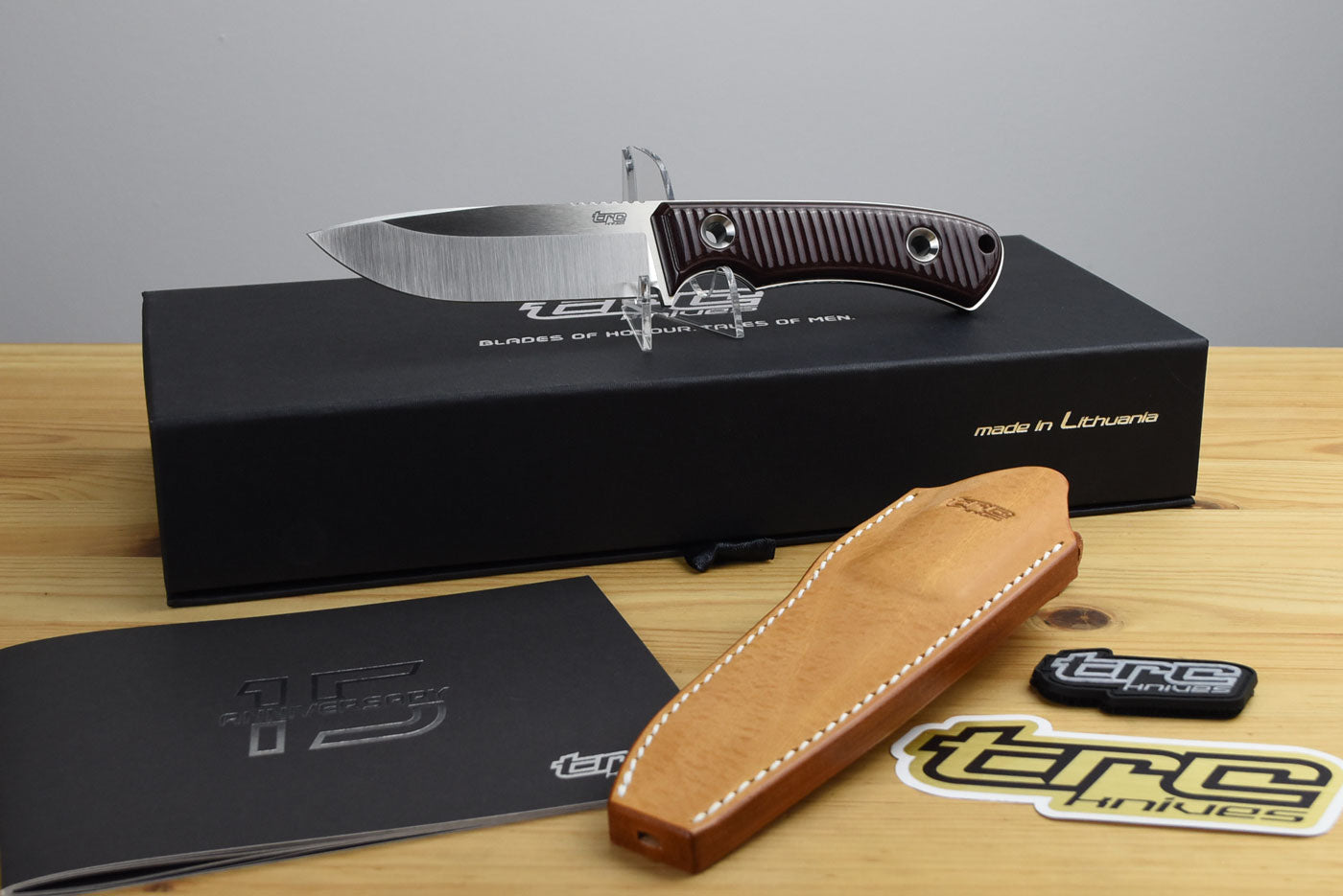TRC Polheim 15 Anniversary (Maroon Micarta Handle)