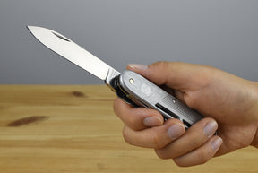 Victorinox Synergy X Alox Multitool Pocket Knife 0.8226.26 (Silver)