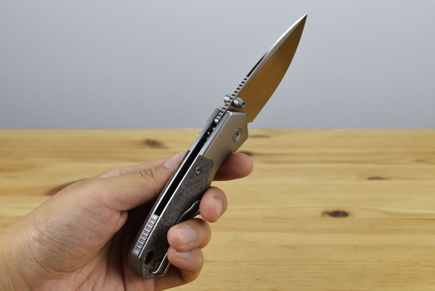 Vosteed A2238 Psyop 299 GITD S35VN