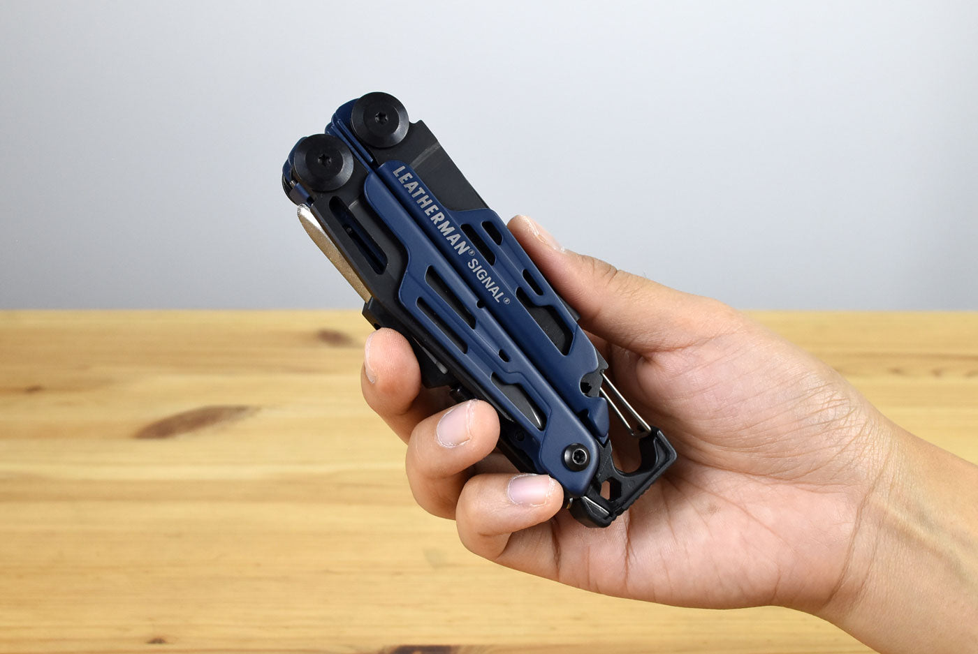 Leatherman Signal Multitool (Nocturnal)