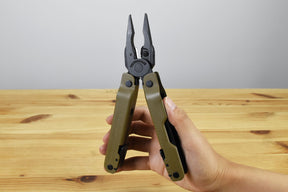 Leatherman Super Tool 300M Multitool (Coyote Tan)