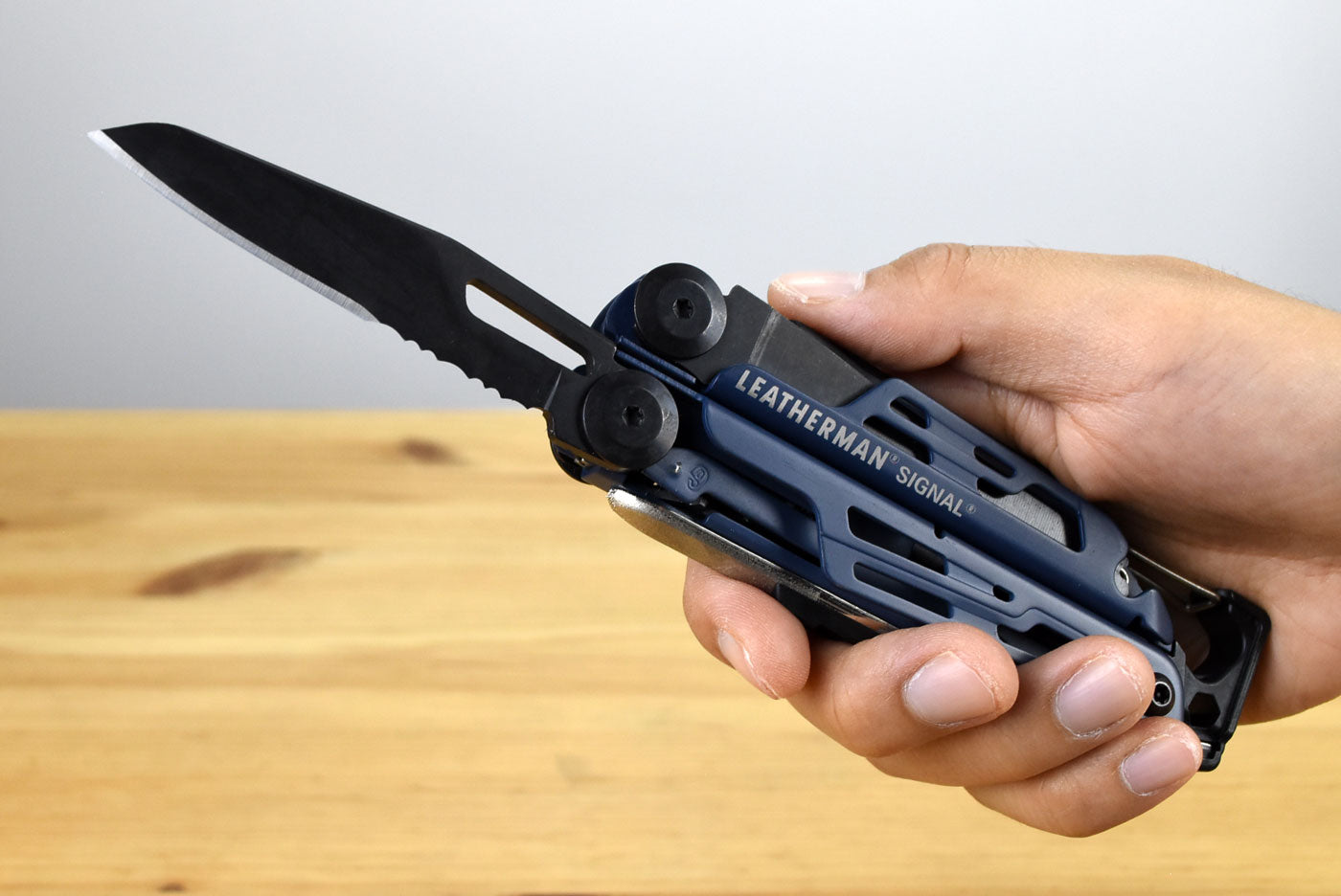 Leatherman Signal Multitool (Nocturnal)