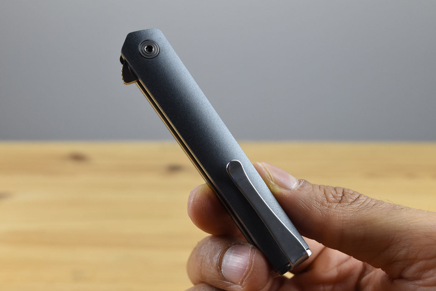 CRKT 7095 CEO Compact Folding Knife (Blue-Gray GRN Handle)