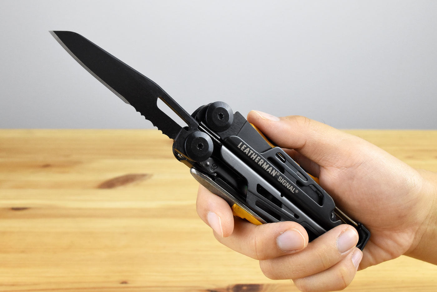 Leatherman Signal Multitool (Black)