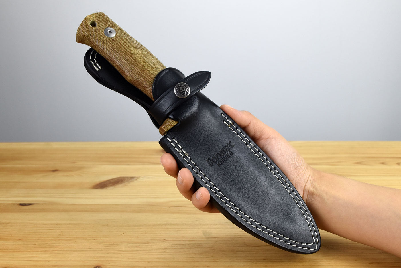 LionSteel T5 (Natural Canvas Handle)