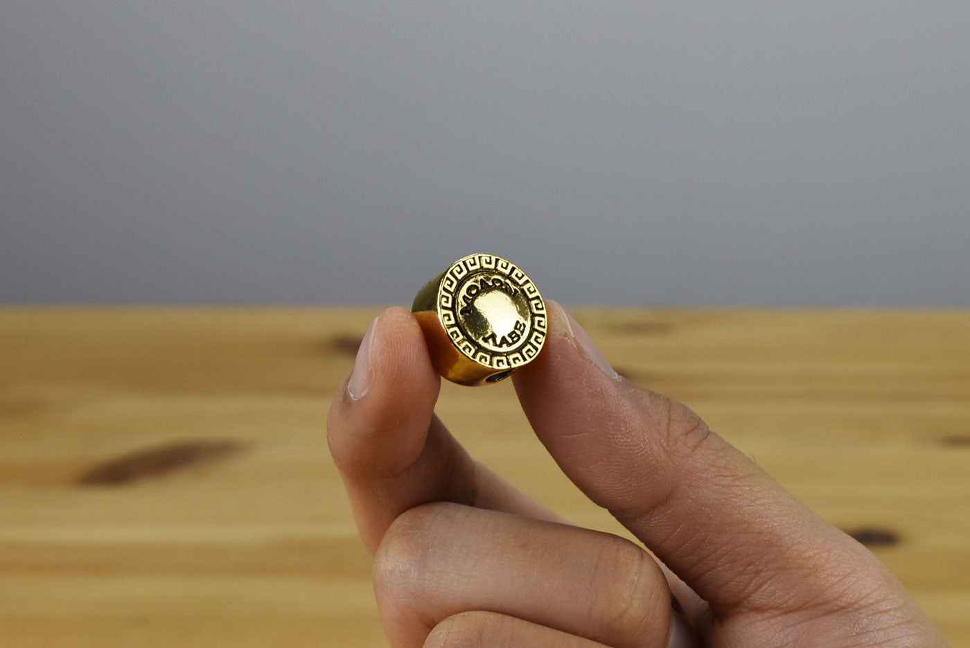 Spartan Shield Bead (Pewter)