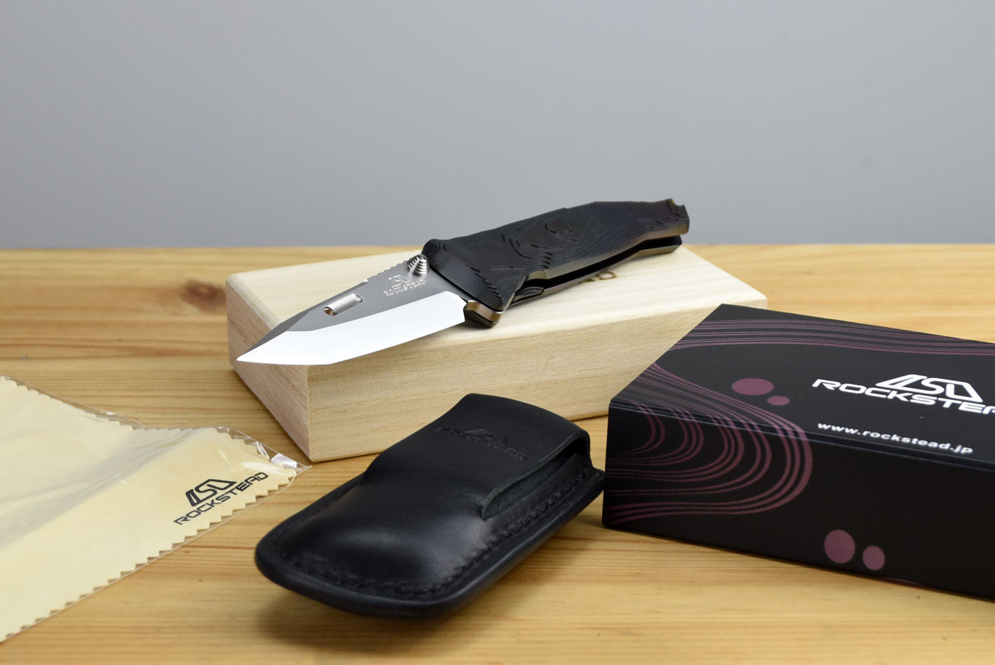Rockstead SAI-T-ZDP Folding Knife (DLC-Prism Coated Titanium Handle)