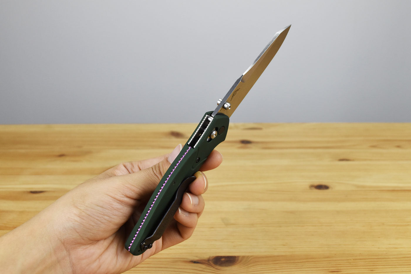Benchmade 940 Osborne Folding Knife (Green Aluminum Handle)