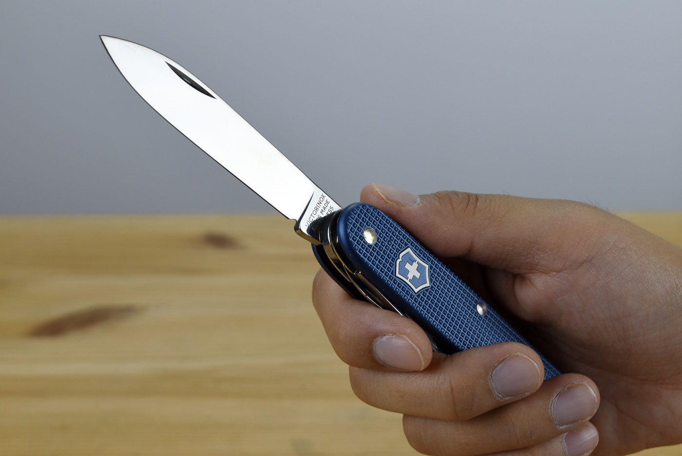 Victorinox Pioneer X Alox Multitool Pocket Knife 0.8231.L26 (Limited Edition 2026)