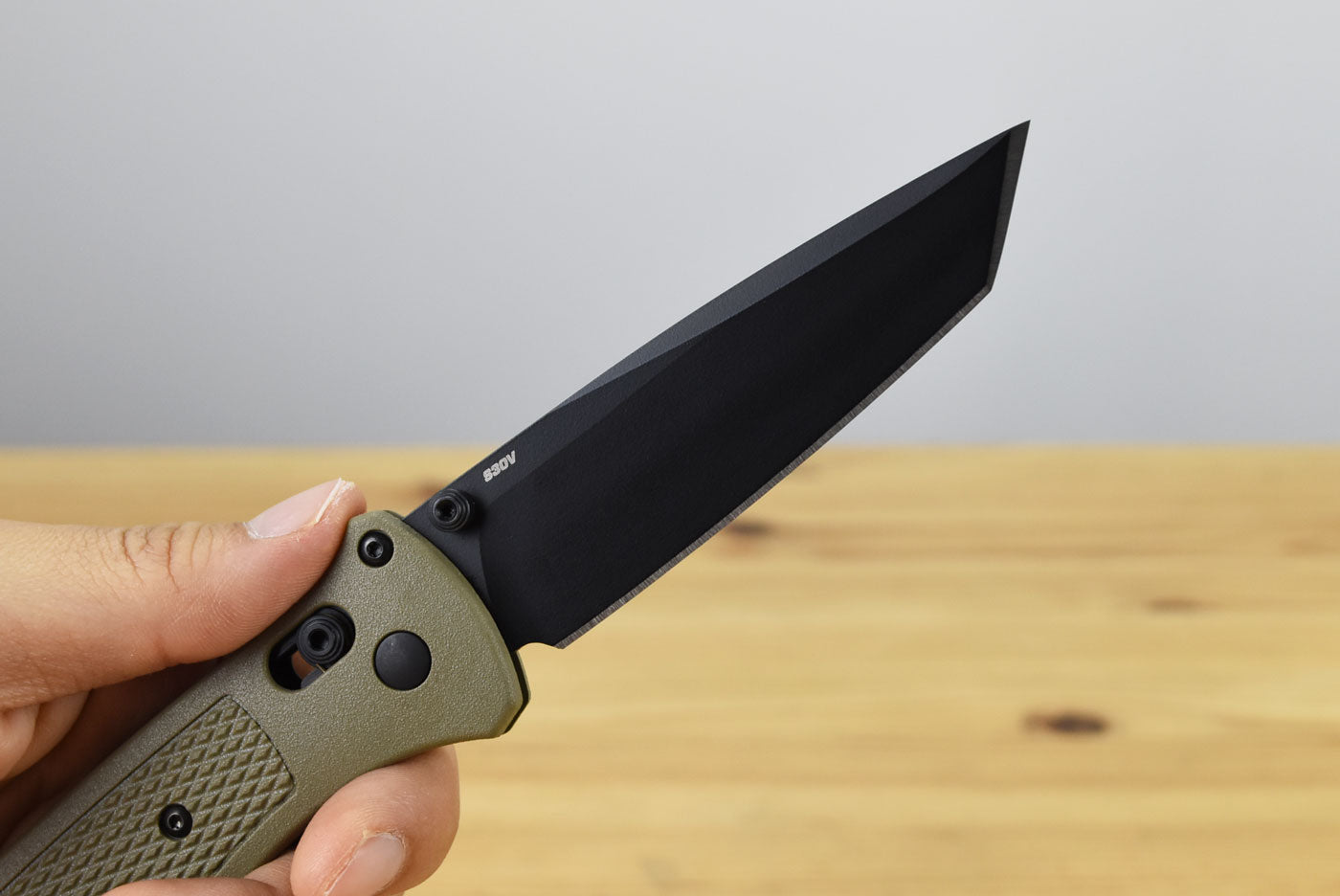 Benchmade 537BK-06 Bailout Folding Knife (Ranger Green Grivory Handle)