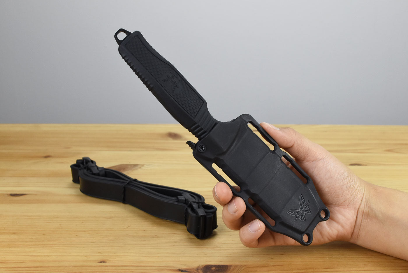 Benchmade 112SBK-BLK H2O Fixed Blade (Black Rubber Handle)