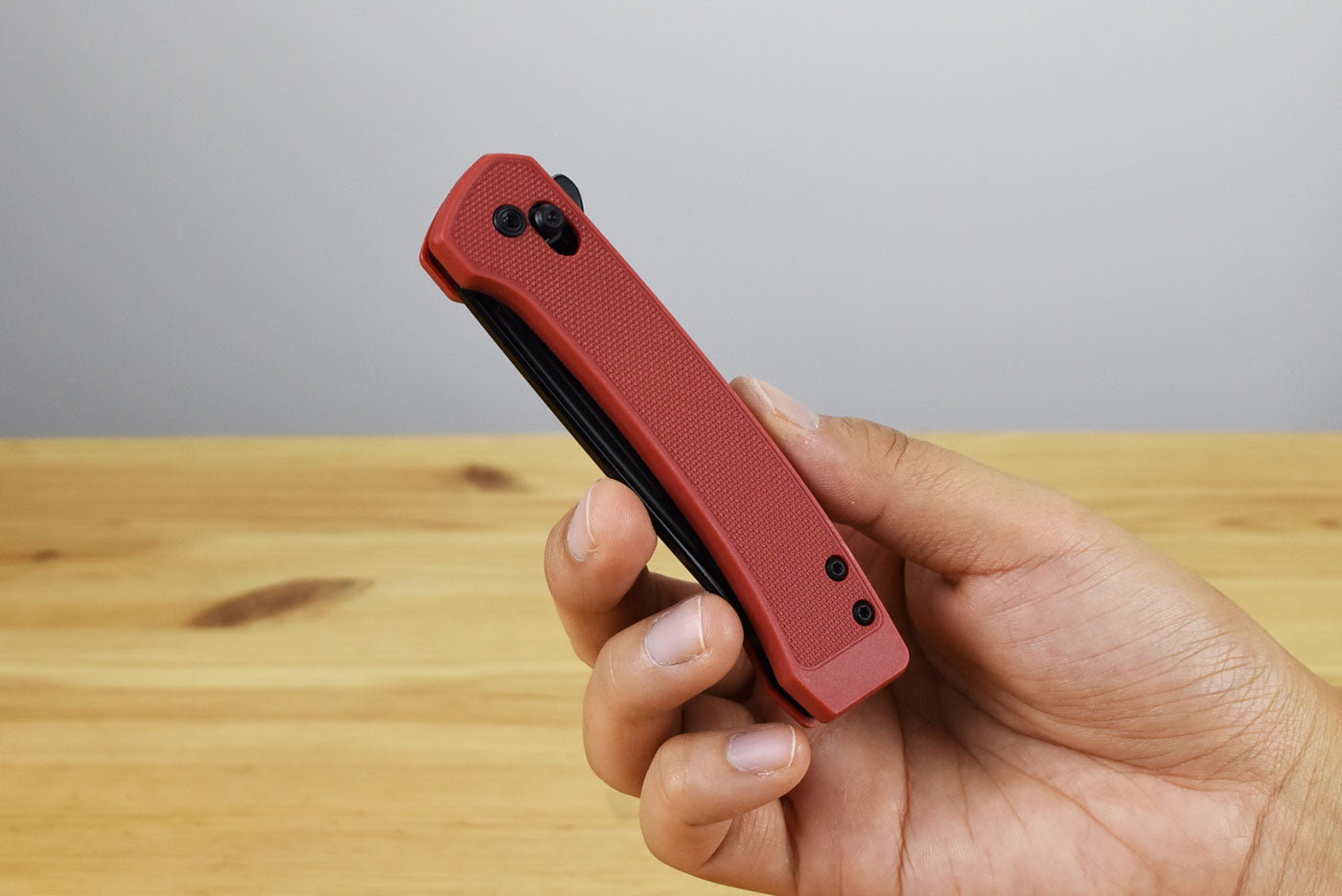 CRKT 7075R Q Compact Folding Knife (Red GRN Handle)