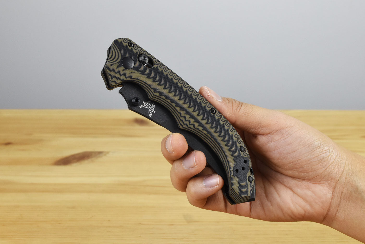 Benchmade 865BK-01 Mini Bedlam Folding Knife (Layered Coyote/Black/OD Green G10 Handle)