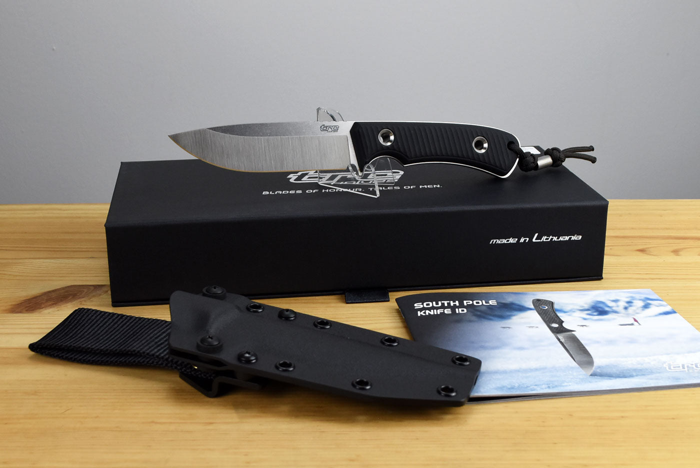 TRC South Pole Magnacut (Black Canvas Micarta Handle)
