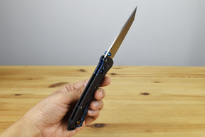 Benchmade 537-09 Bailout Folding Knife (Carbon Fiber Handle)