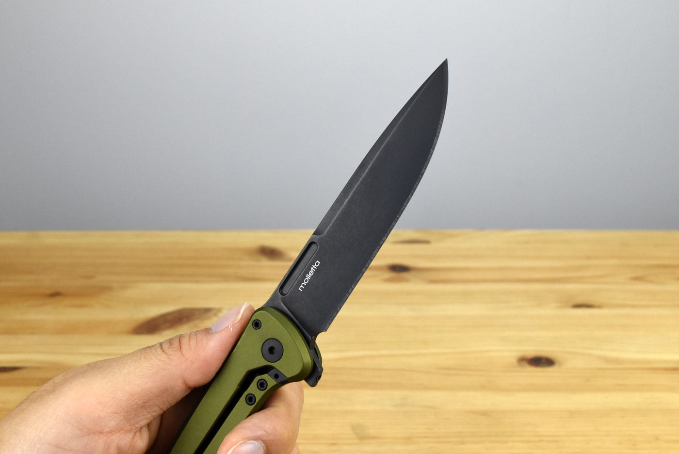 LionSteel Skinny (Green Aluminium Handle)