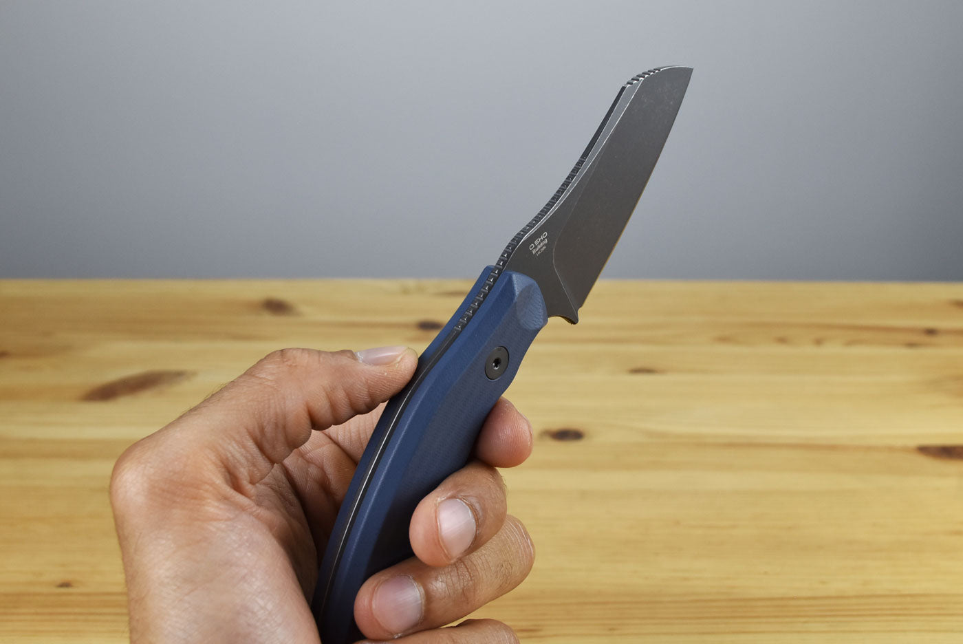 Kizer 1116A1 Bulldog Fix 14C28N