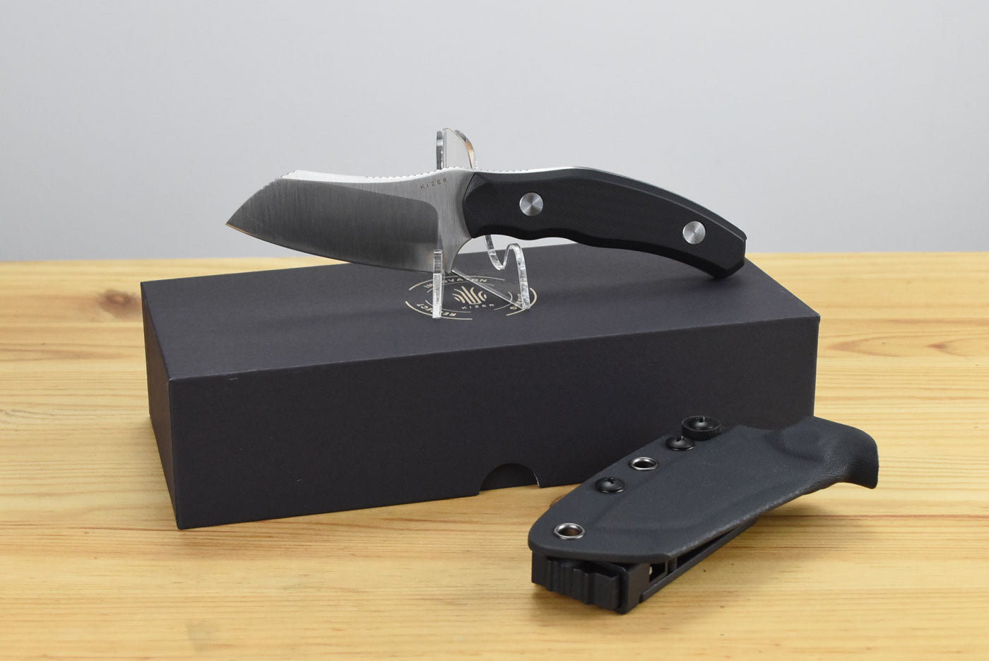 Kizer 1116A3 Bulldog Fix 14C28N