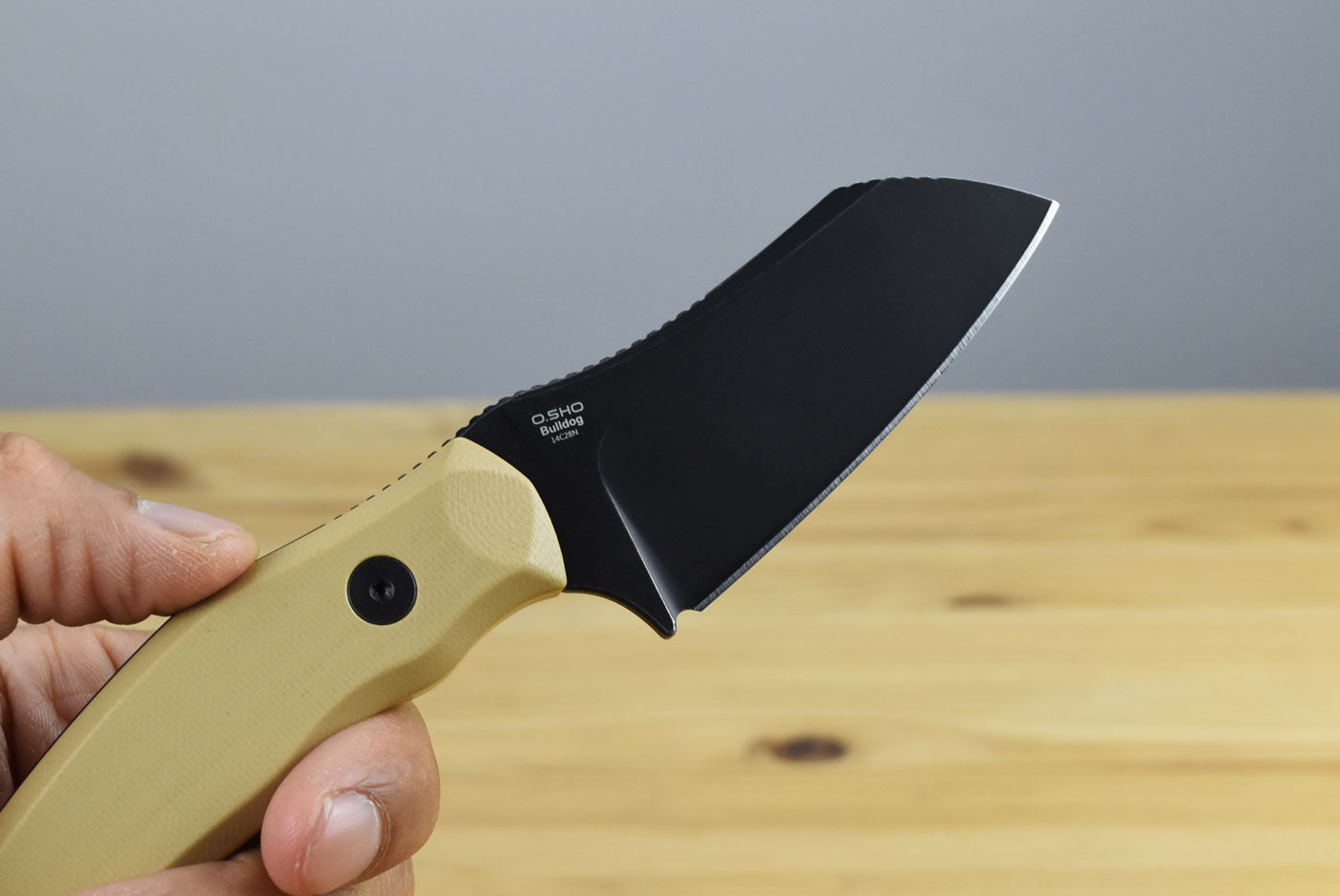 Kizer 1116A2 Bulldog Fix 14C28N