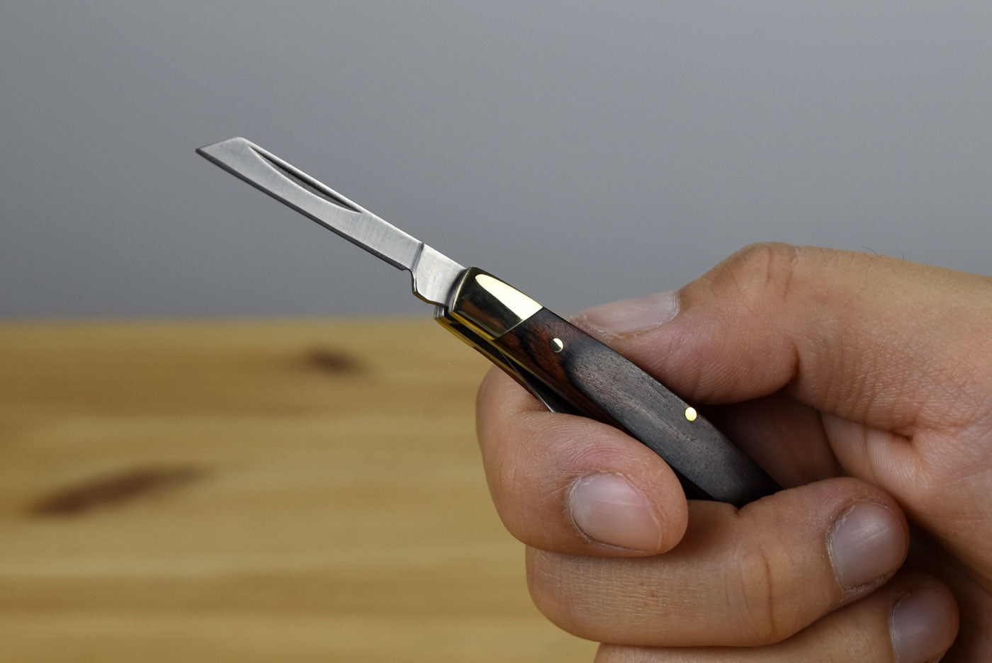 Buck 375 Deuce Folder (Woodgrain Handle)