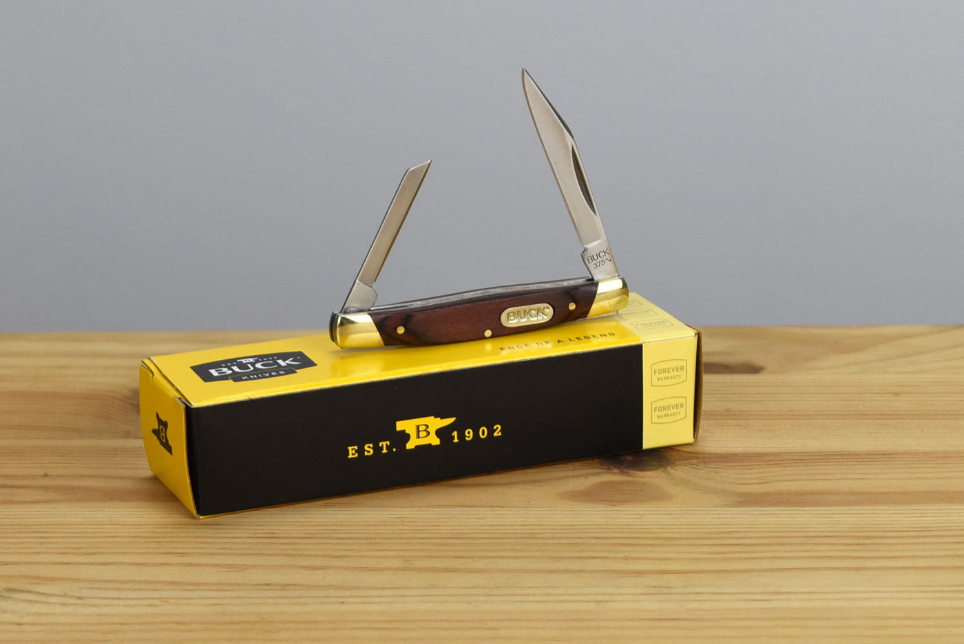 Buck 375 Deuce Folder (Woodgrain Handle)