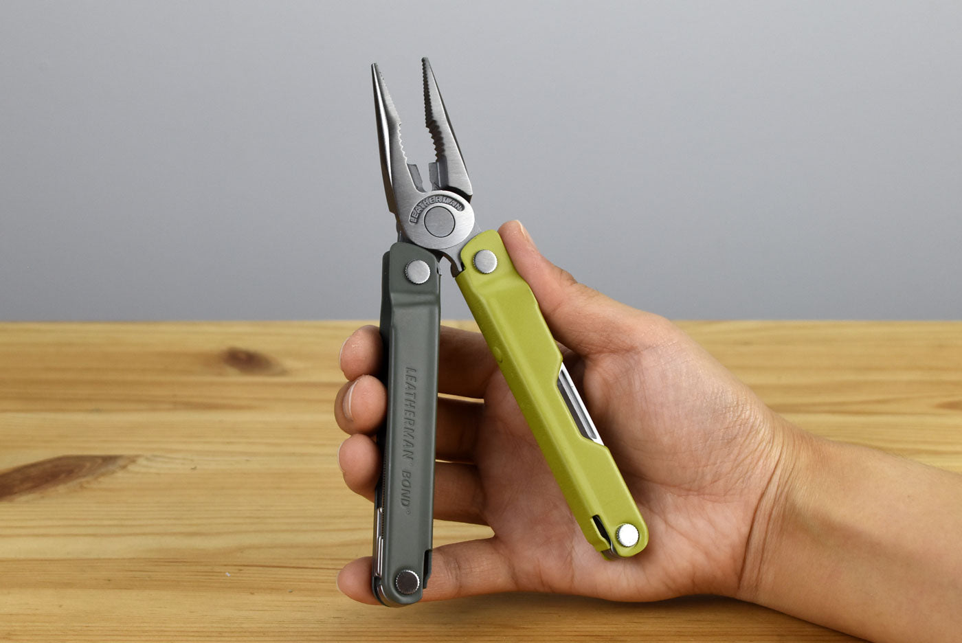 Leatherman Bond Multitool (Mossy Slate Cerakote Handle)