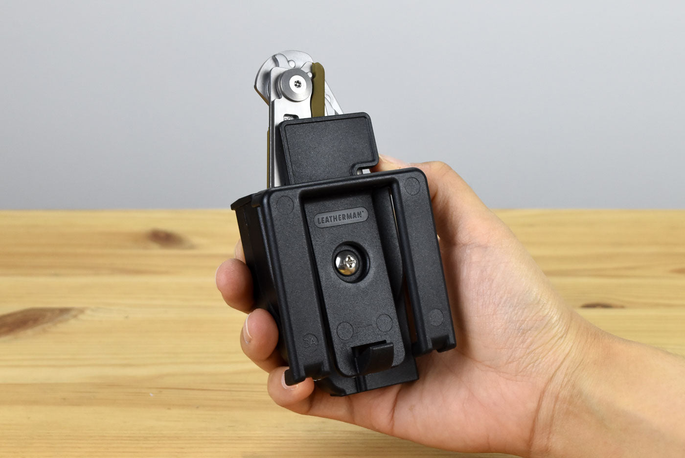 Leatherman Raptor® Rescue Multitool (Woodland)