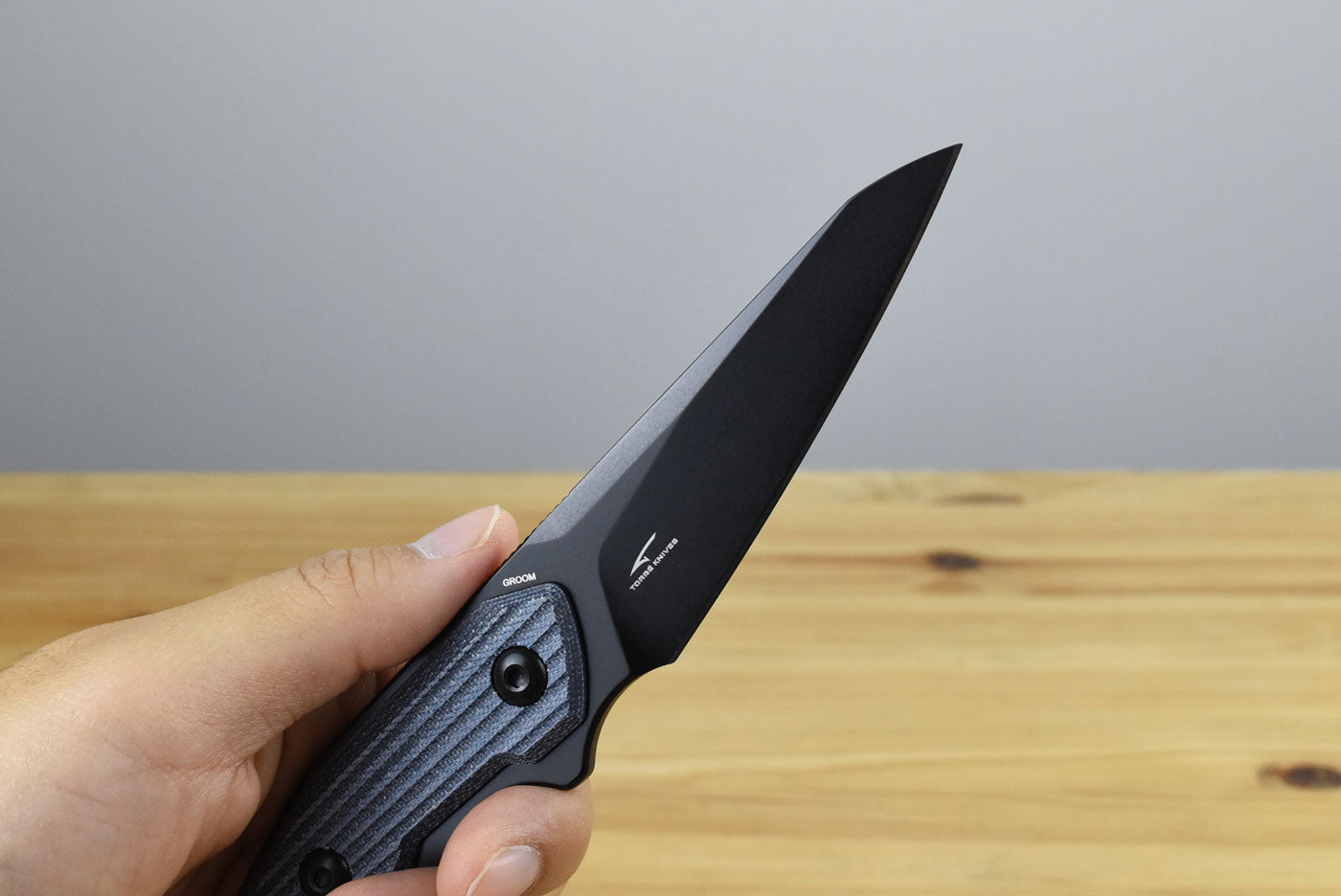 Kizer 1060A1 Groom