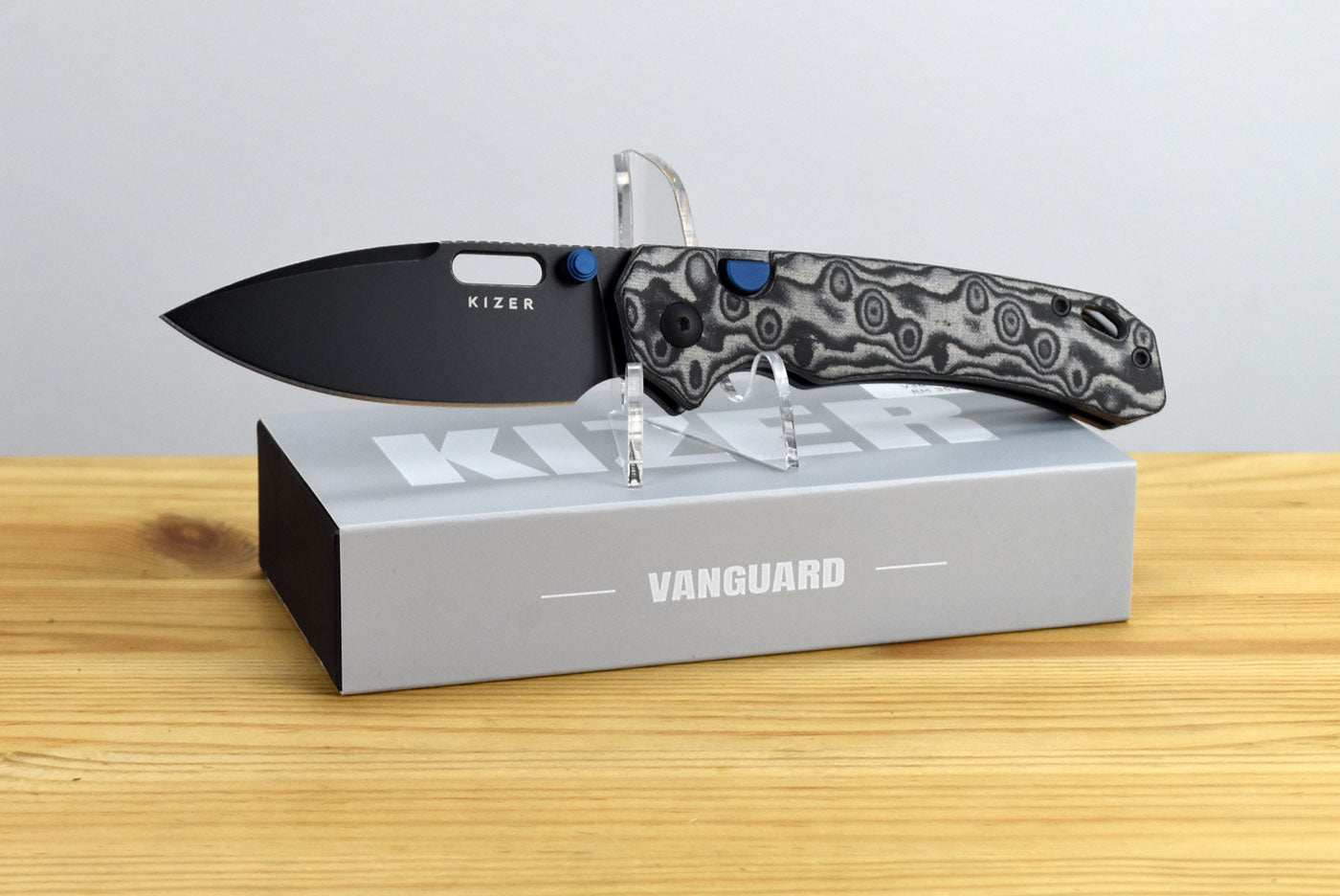 Kizer V3802BDA2 Outposter Nitro-V