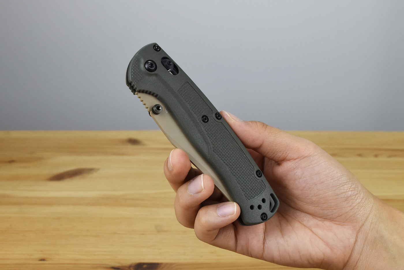 Benchmade 15536TN-02 Taggedout Folding Knife (Deep Olive Grivory Handle)